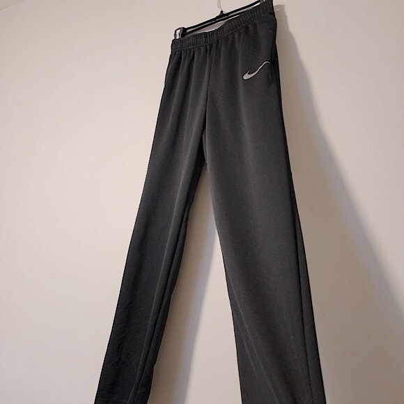 Nike Straight Leg Black Sweatpants Size Small - Picture 4 of 8